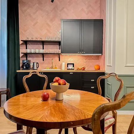 Turnkey I Antonin Dvorak Apartments Prague Room photo