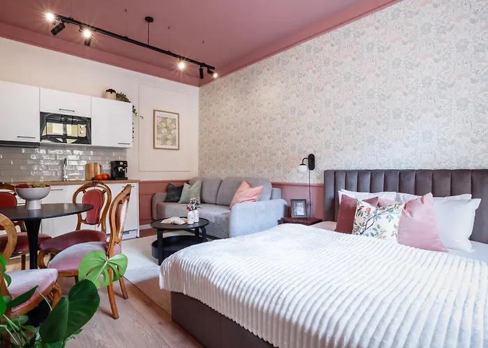 Turnkey I Antonin Dvorak Apartments